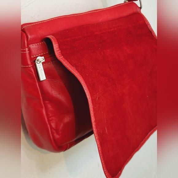 Le Donna Full Flap Over Red Leather Cross Over/ Shoulder Bag - Picture 12 of 16